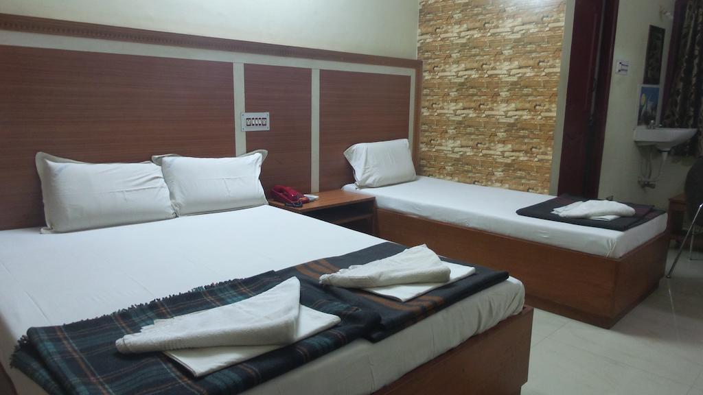 Dm Travellers * Chennai