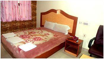 Dm Travellers Lodge Chennai